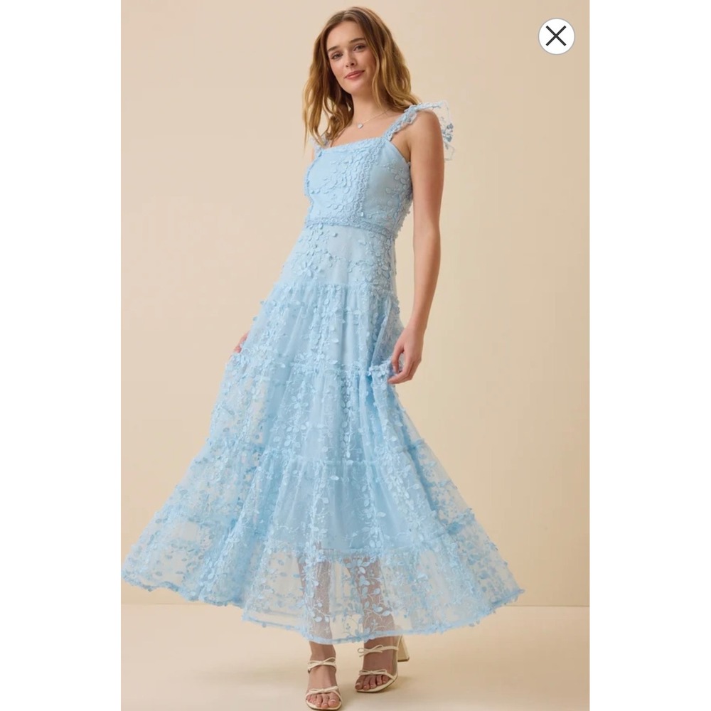 Altar'd State Light Blue Floral Lace 3D Petal Tiered Maxi Dress Size‎ Small